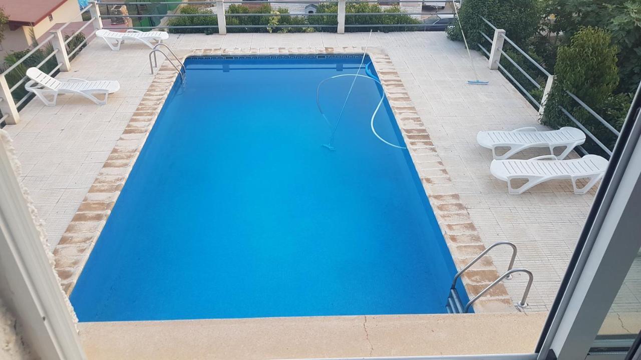 Calicanto House & Pool Torrent  Eksteriør billede